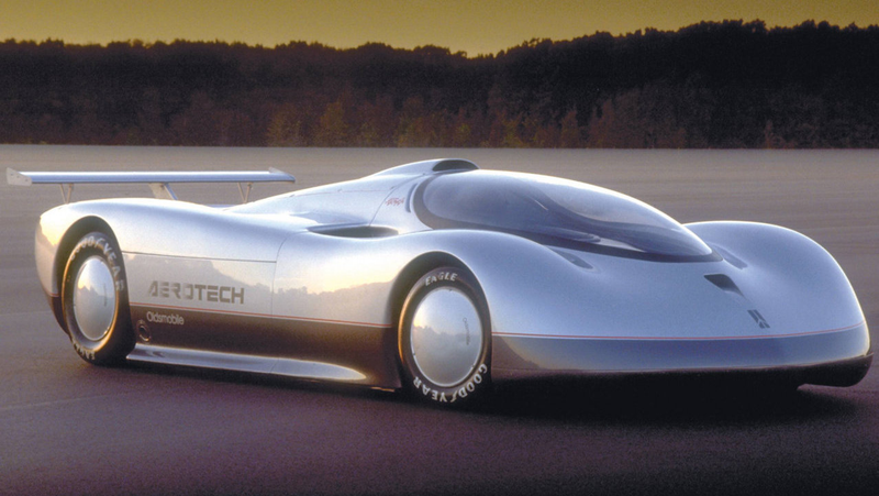 Illustration for article titled The 2019 McLaren Speedtail Is Your New 1,035 Horsepower McLaren F1 From The Future